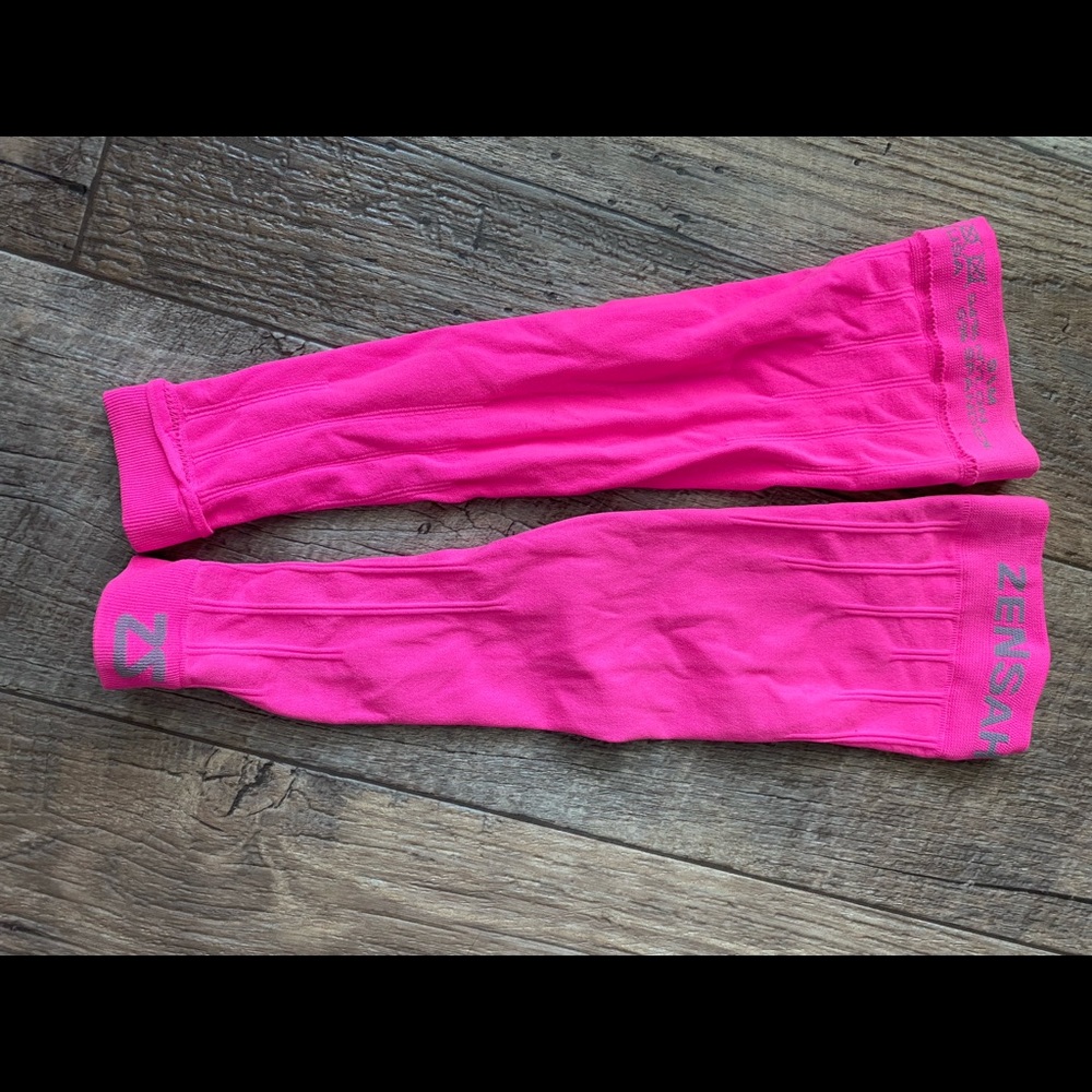 Compression sleeves. Size small/medium